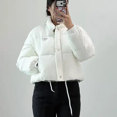 프라다 리나일론 크롭 컨버터블 다운