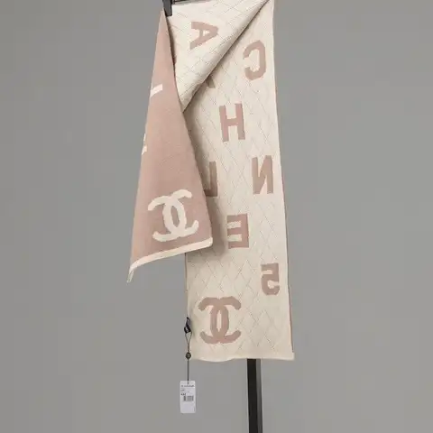 샤넬 로고 짜임 양면 머플러