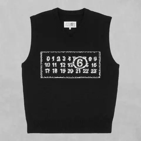 메종마르지엘라 MM6 뉴메릭 자카드 니트 베스트