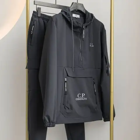 씨피컴퍼니 포켓 로고 후디 아노락 조거 셋 (챠콜/블랙)