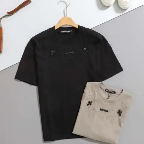 크롬하츠 크로스 로고 자수 & 레더 패치 반팔 티셔츠