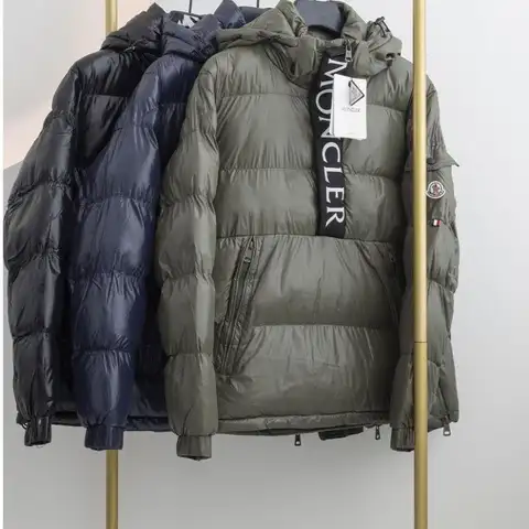 몽클레어 로고 아노락 패딩 자켓