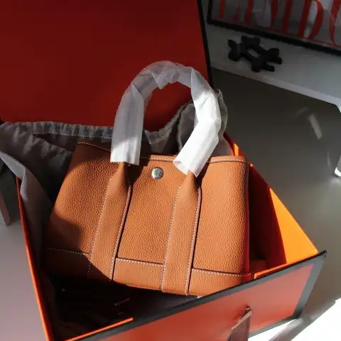 에르메스 네오 가든 23 토고 브라운