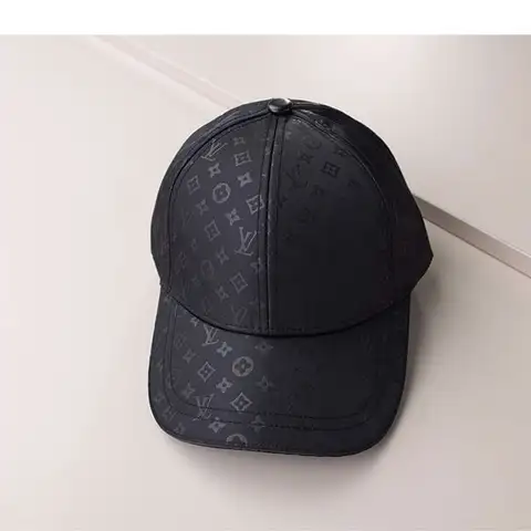 루이비통 모노그램 에센셜 캡