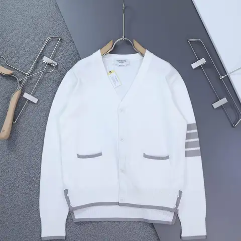 톰브라운 밀라노 4바 스티치 브이넥 가디건