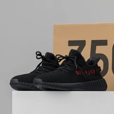 아디다스 이지부스트 350 V2