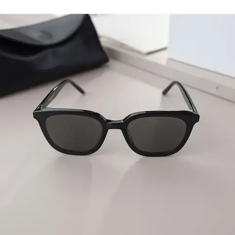 젠틀몬스터 알마 01 블랙