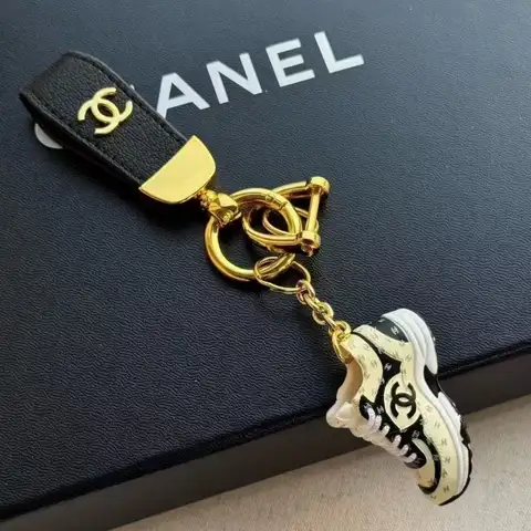 샤넬 신발키링
