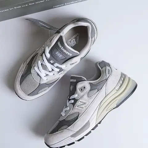 뉴발란스 992 메이드 인 USA D-스탠다드
