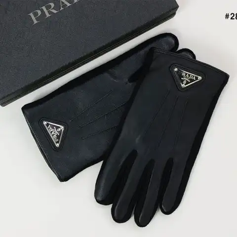 프라다 남성 삼각로고 레더 기모 장갑