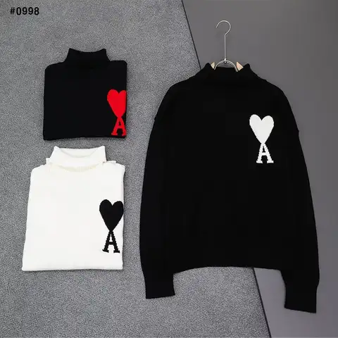 아미 A하트 터틀넥 니트
