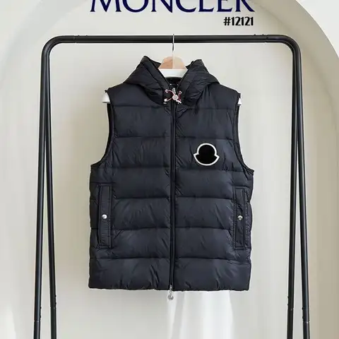 몽클레어 벨벳 로고 패치 다운 베이스트
