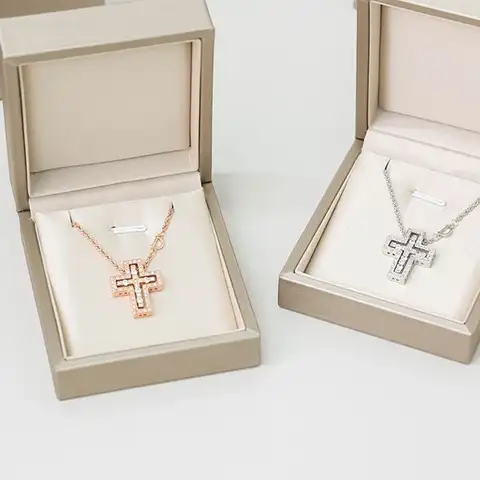 다미아니 벨에포크 크로스 목걸이