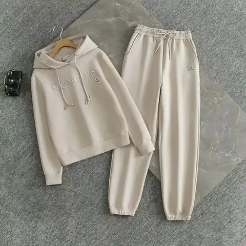 몽클레어 26ss 네오프렌 후드 트레이닝 세트