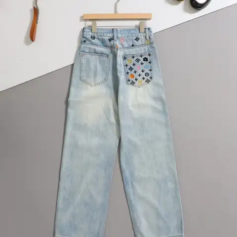 루이비통 수입 멀티컬러 모노그램 자수 데님 팬츠