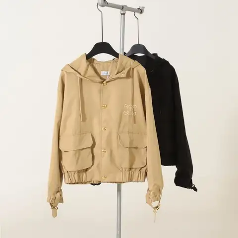 셀린느 트리오페 후드자켓 숏 바람막이